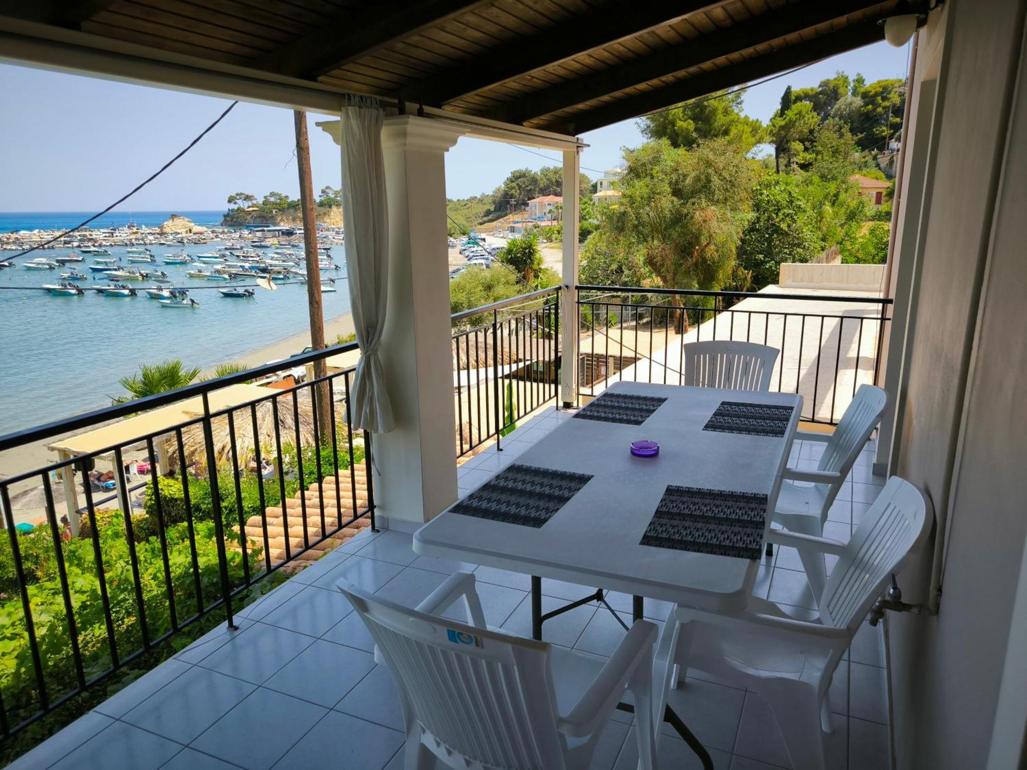 Aggelika Lithakia (Zakynthos)